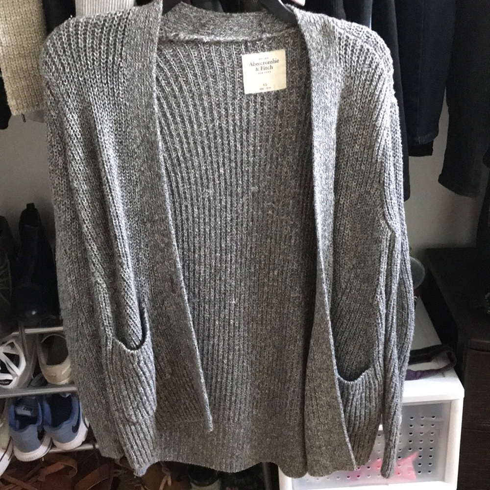 Abercrombie cardigan